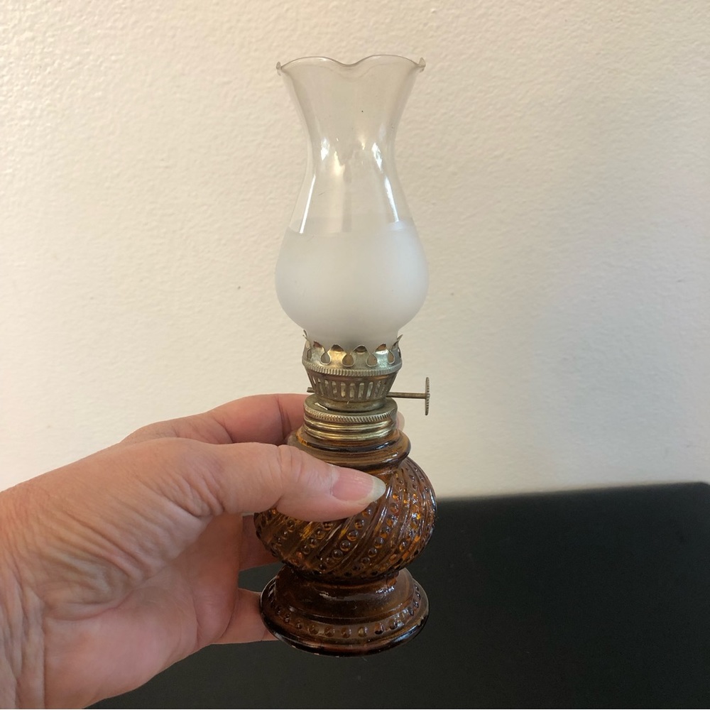 Vintage Miniature Amber Hobnail Glass Oil Lamp 8” - Picture 5 of 6